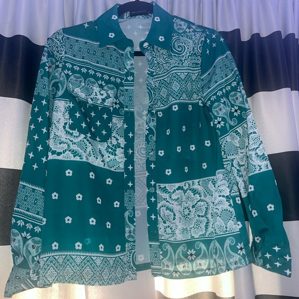 pretty little thing top, never worn, button up